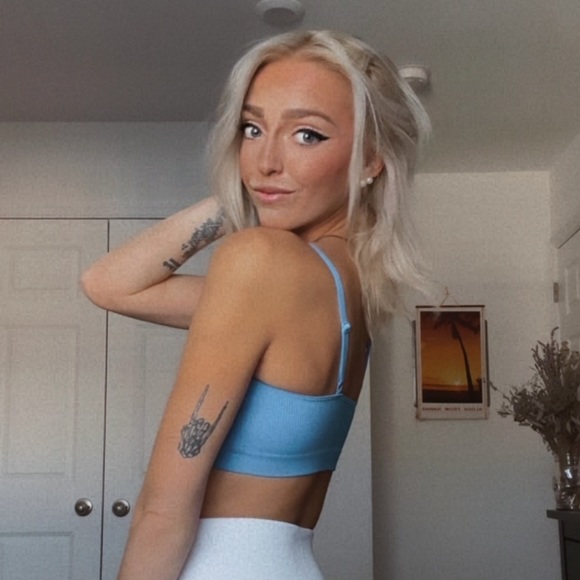 kaykayblondieee